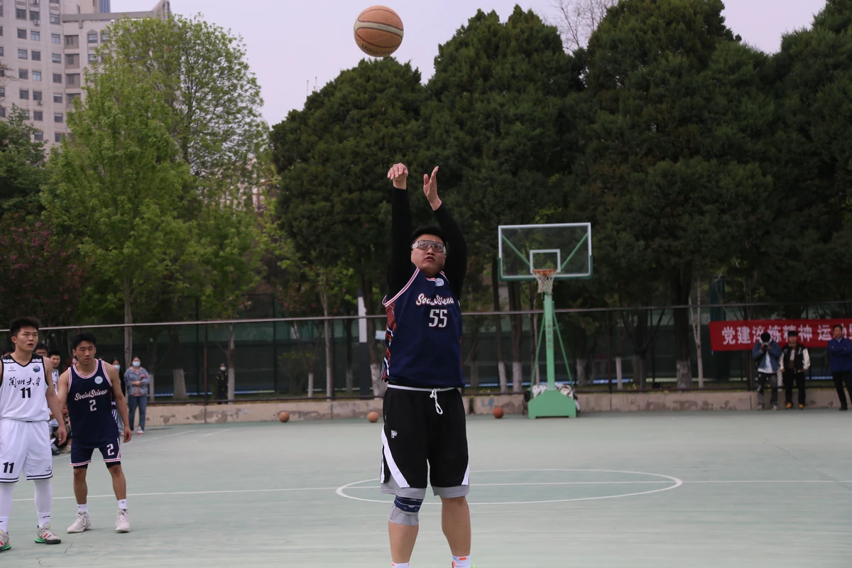 篮球小学生基本功训练教学反思怎么写_0